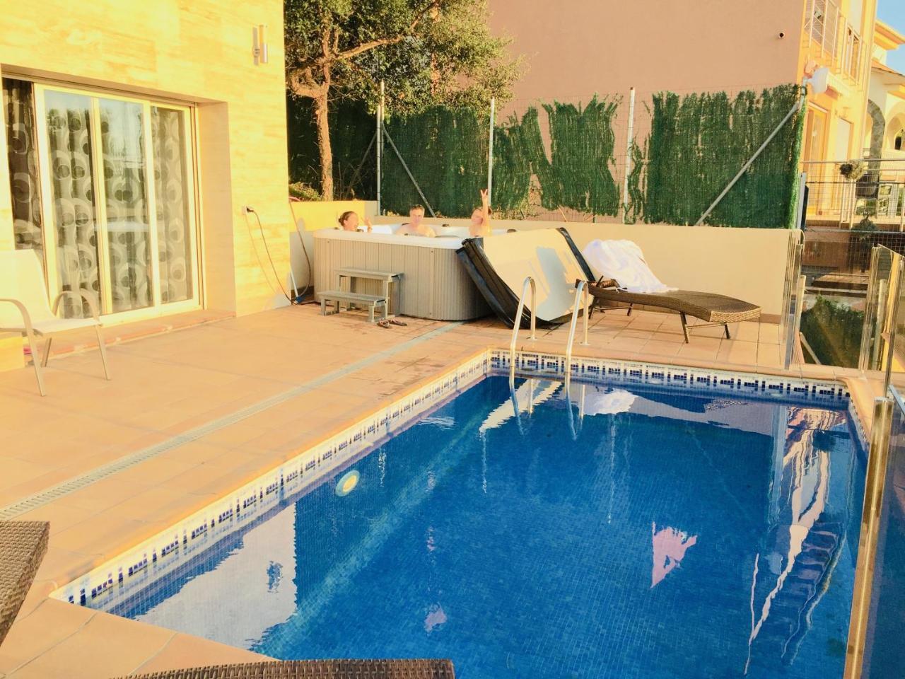 Luxury Villa Investingspain With Sea Views, Pool And Jacuzzi Lloret de Mar Ngoại thất bức ảnh